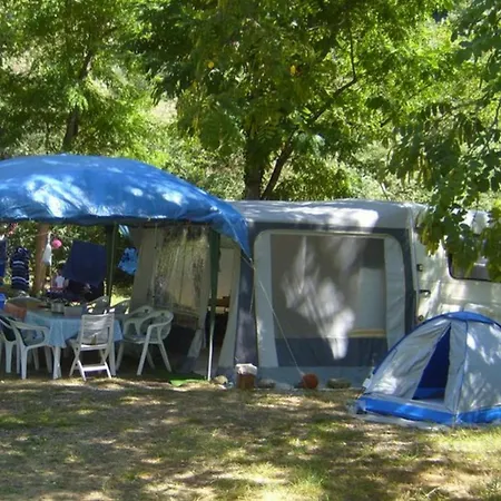 Campingplatz Mobil Clim - 4 Pers. - Api-1-52-2955 *